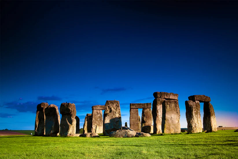 Stonehenge Dawn Inner Circle and Cotswolds